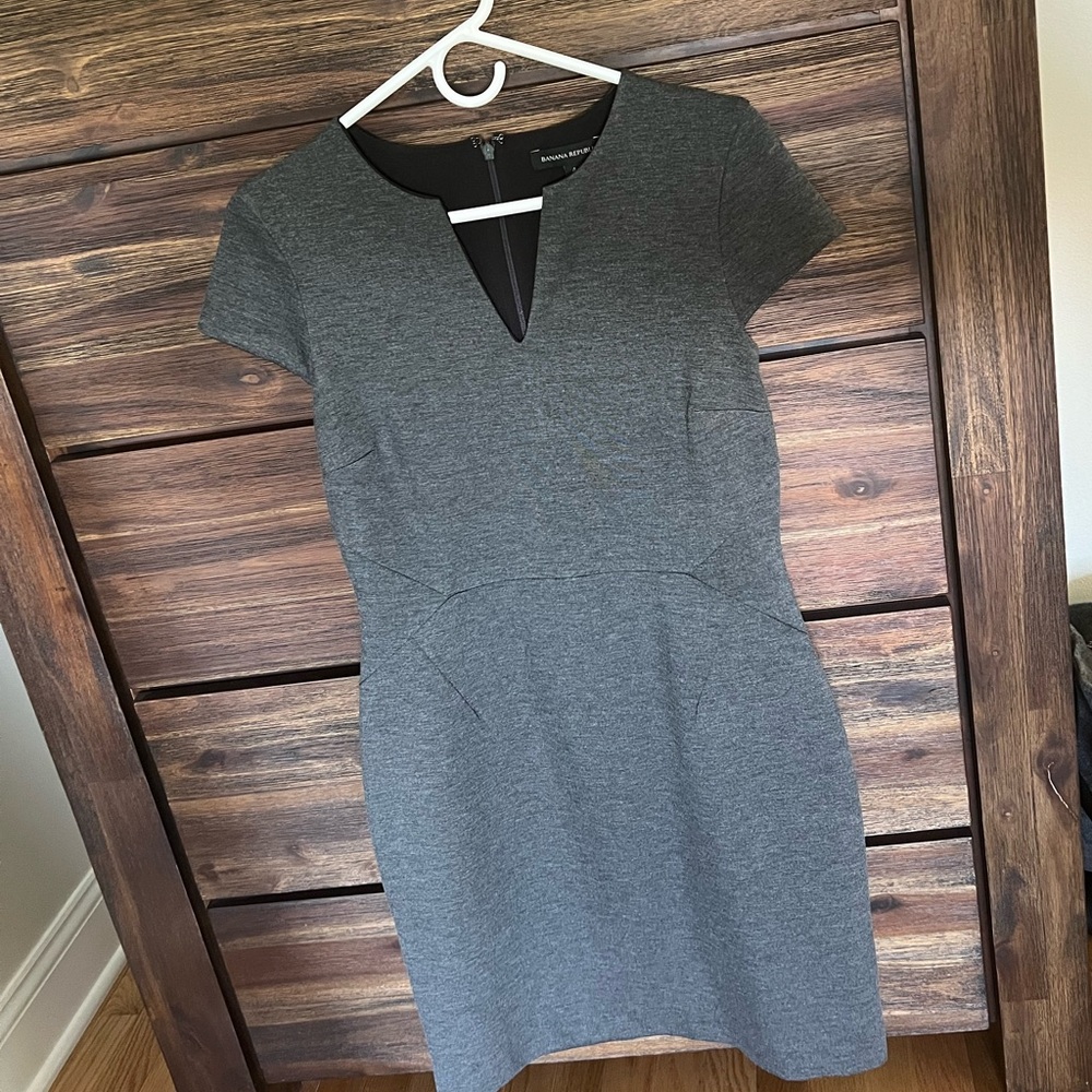 Women’s Banana Republic Sheath Dress